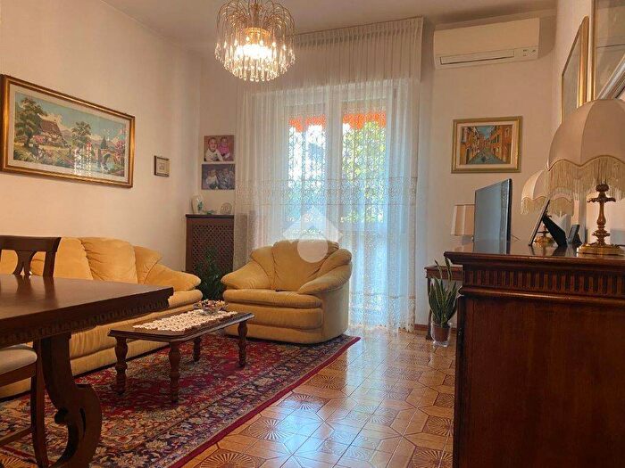 Appartamento trilocale in vendita in Via Benedetto Croce, San Lorenzo, Parabiago