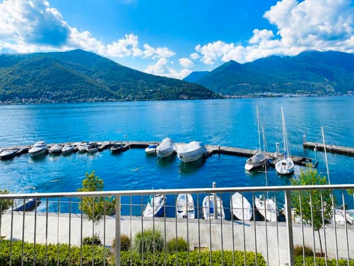 Appartamento trilocale in vendita in Viale Giacomo Girardi, Maccagno, Maccagno con Pino e Veddasca
