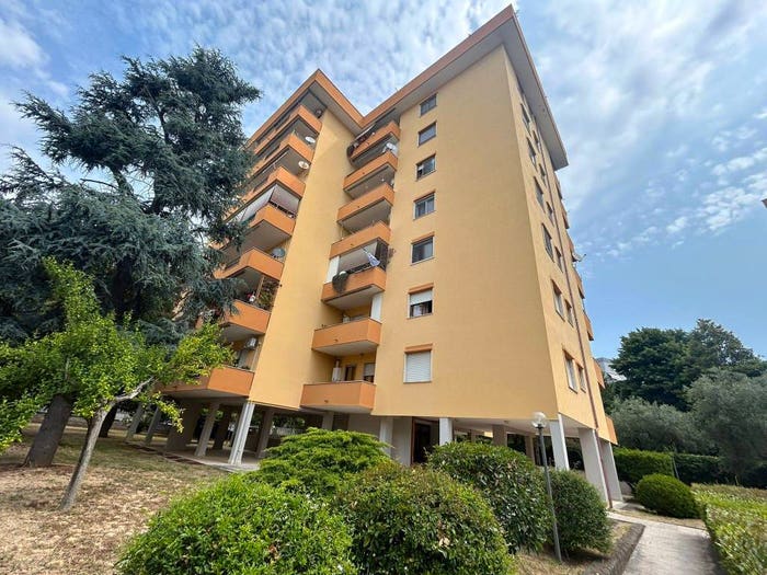Appartamento trilocale in vendita in Via Giustiniano, Centro, Aprilia