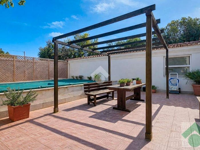 Appartamento con 5 locali in vendita in Via Amsterdam, Viale Aldo Moro Ospedale Vecchio, Olbia