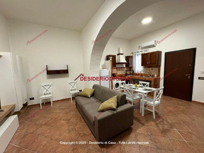Casa trilocale in vendita in Vicolo Pirriaturi, Tribunale, Palermo