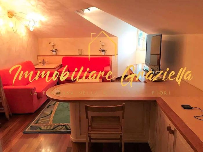 Appartamento quadrilocale in vendita in Centro, Bordighera