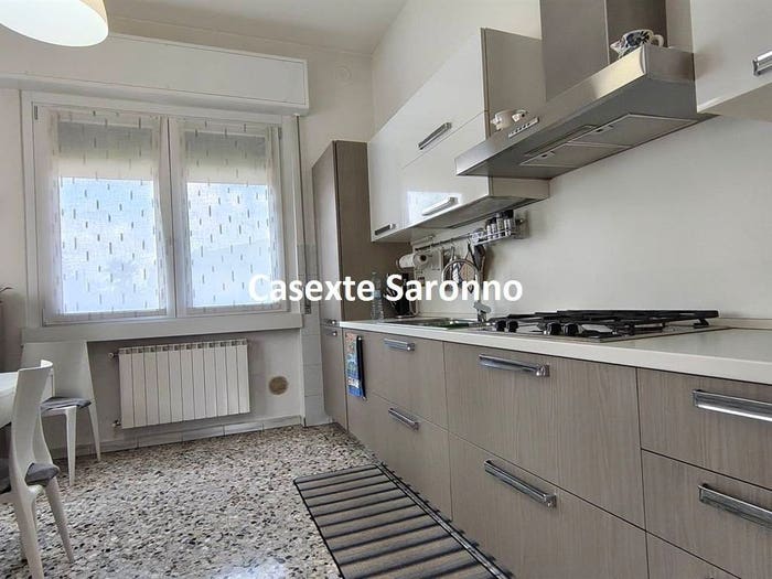 Casa trilocale in vendita in Via Giacomo Matteotti, Centro, Ferno