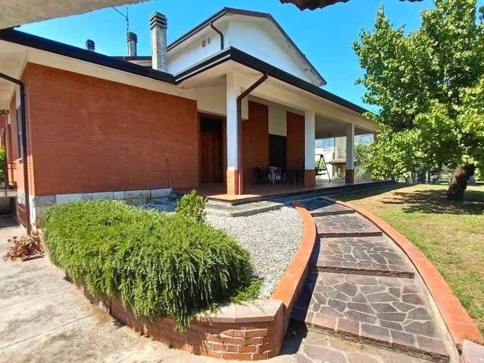 Casa con 6 locali in vendita in Centro, Ceprano