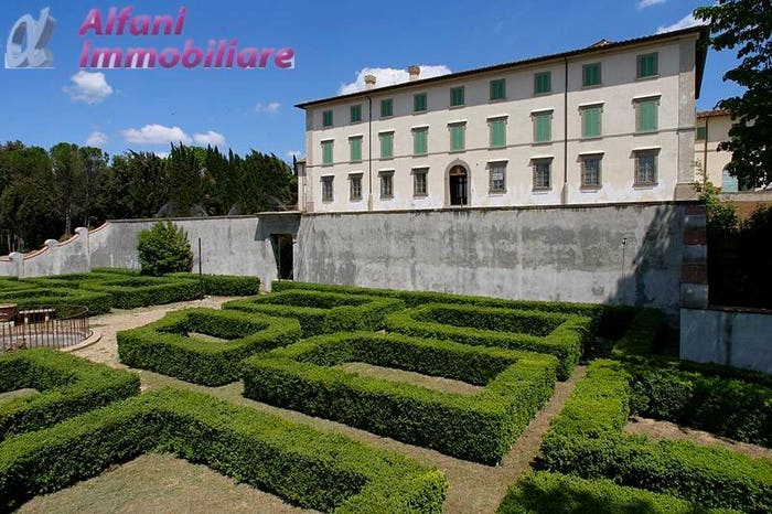 Appartamento quadrilocale in vendita in Tregozzano, Arezzo