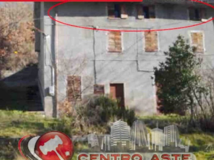 Appartamento quadrilocale in vendita in Località Paraonda Sellano PG Italia, Sellano