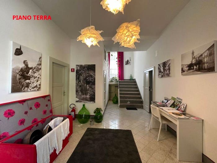 Casa con 6 locali in vendita in Viale dei Colli, Centro, Bolognano