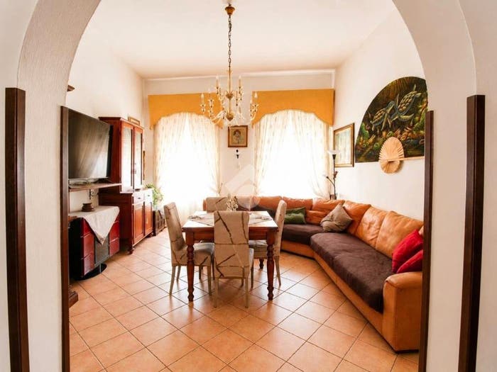 Appartamento quadrilocale in vendita in Piazza dei Mille, Via Grande Piazza della Repubblica, Livorno