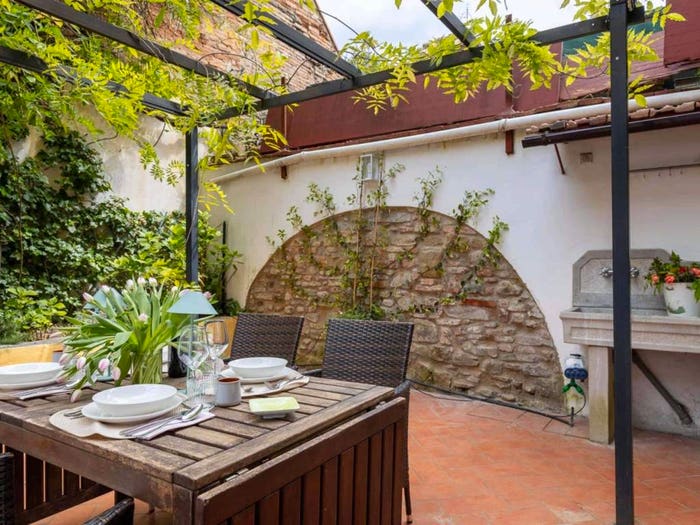Appartamento trilocale in affitto in Via Guelfa, San Marco SS Annunziata, Firenze