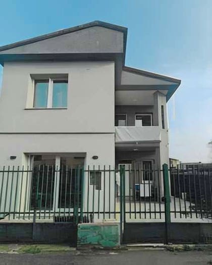 Appartamento quadrilocale in vendita in Via Giovanni Meazza, Centro, Fombio