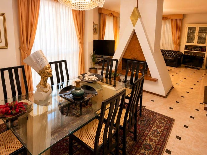 Casa con 6 locali in vendita in Villanuova Piovola, Empoli