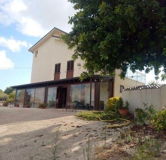 Casa con 6 locali in vendita in Strada Provinciale Elisabetta Aragona, Santa Elisabetta