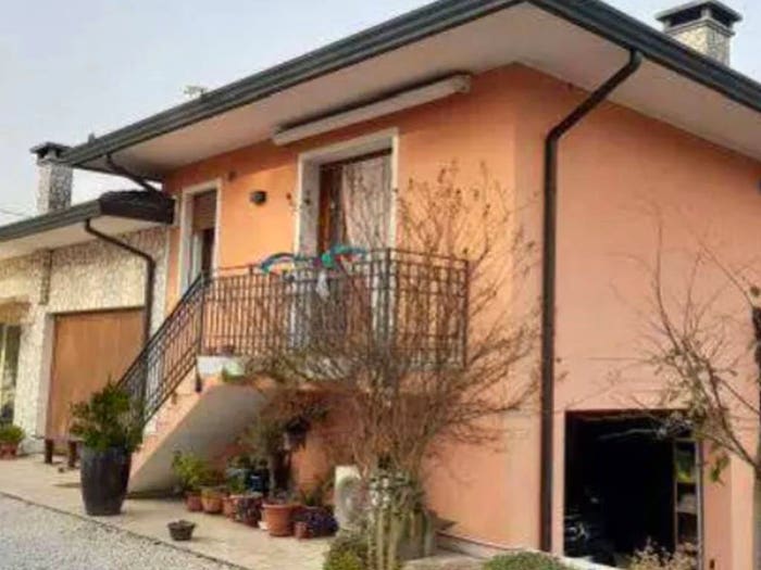 Casa trilocale in vendita in Via Roma, Centro, Montegaldella
