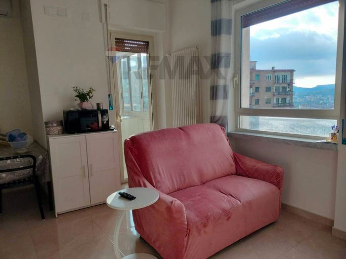 Appartamento bilocale in affitto in Vomero, Napoli