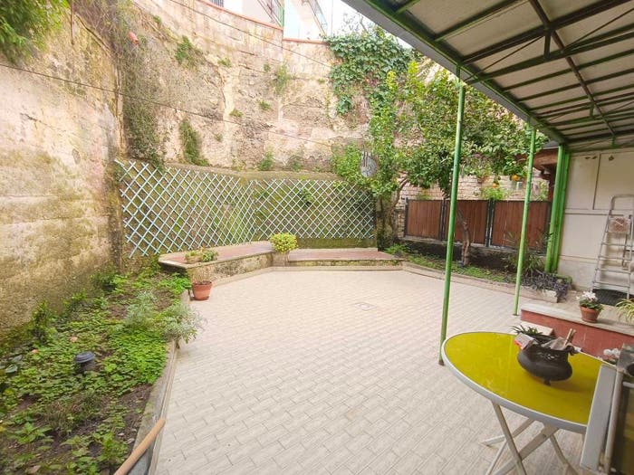 Appartamento trilocale in vendita in Via Santa, Massa di Somma