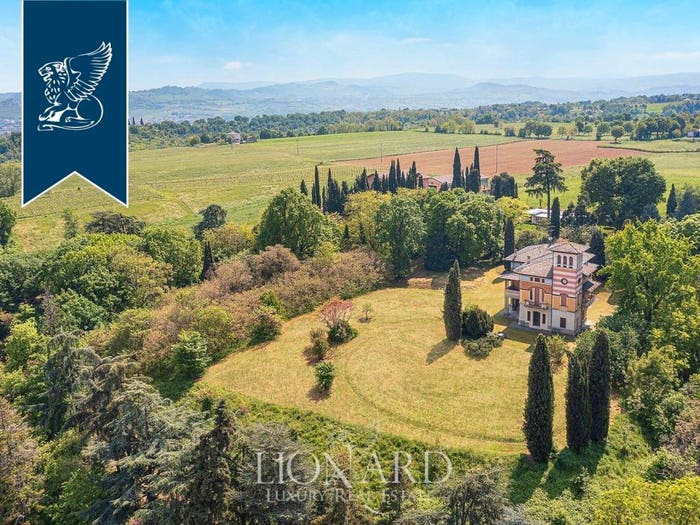 Casa con 6 locali in vendita in Veggia Villalunga, Casalgrande