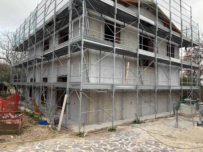 Casa con 6 locali in vendita in località Arcofiato, Camerino