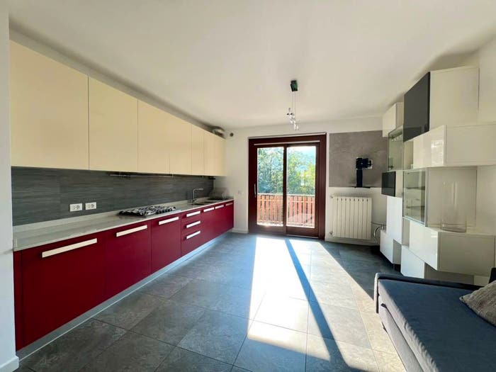 Appartamento trilocale in vendita in Via Gavazzuolo, Abbazia, Albino