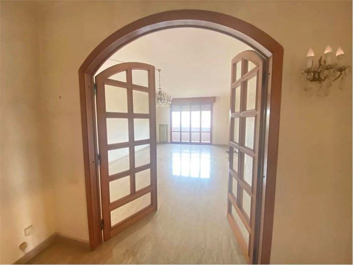 Appartamento con 5 locali in vendita in Via Archirola, Sant'Agnese Università, Modena