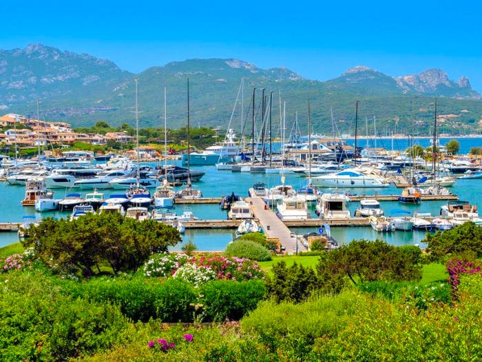 Appartamento quadrilocale in vendita in Via della Passeggiata del Porto, Porto Rotondo, Olbia