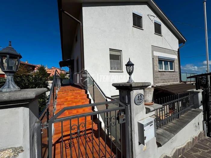 Casa con 5 locali in vendita in Via San Rocco, Centro, Giuliano Teatino