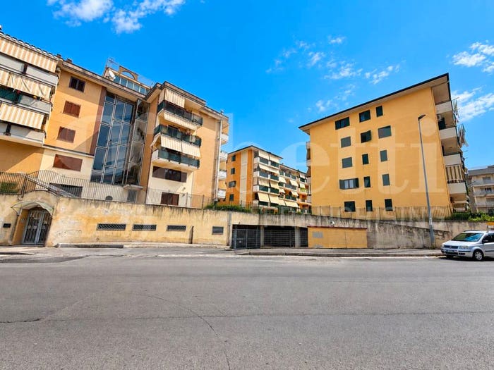 Appartamento trilocale in vendita in Via Generale Niglio, Centro, Angri