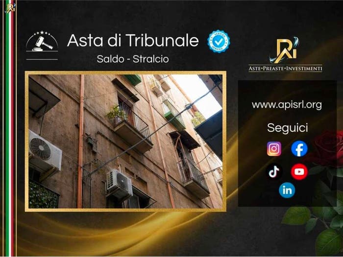 Appartamento trilocale in vendita in Via S Agostino alla Zecca, Centro, Napoli