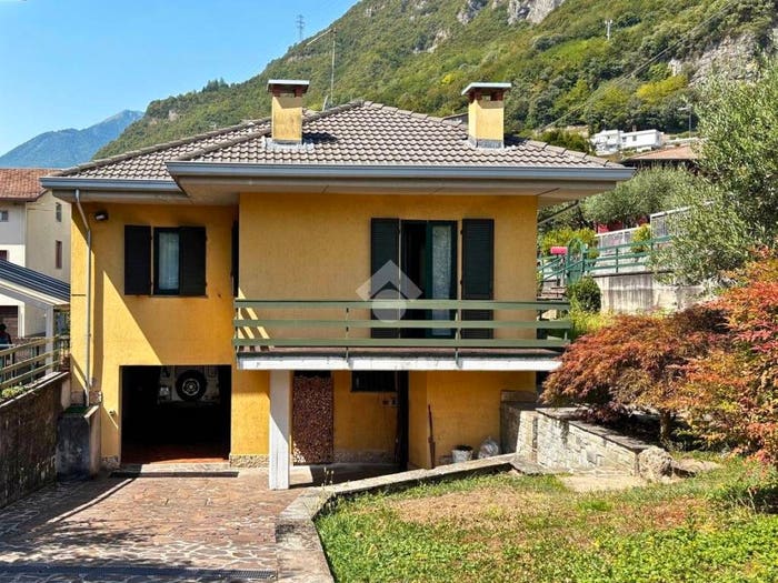 Casa trilocale in vendita in Vicolo del Sole, Centro, Darfo Boario Terme