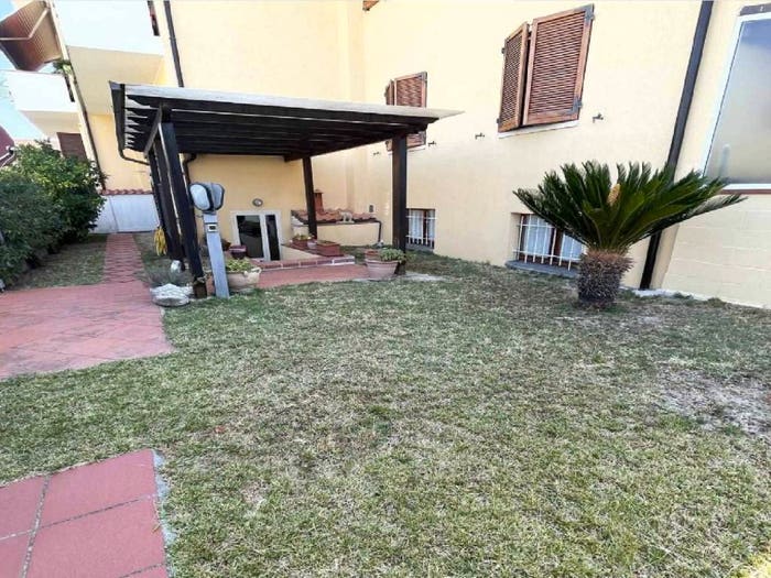 Appartamento con 5 locali in vendita in Via Isolone, Borghetto Melara, Fosdinovo