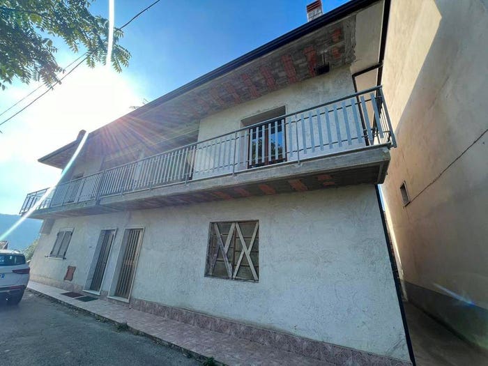 Casa trilocale in vendita in Via Municipio, Centro, San Martino Sannita