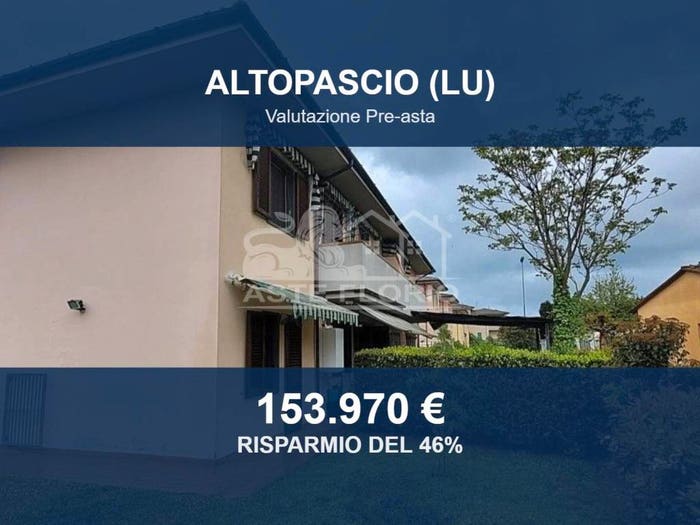 Casa con 6 locali in vendita in Via Cavalieri di Vittorio Veneto, Altopascio Centro, Altopascio