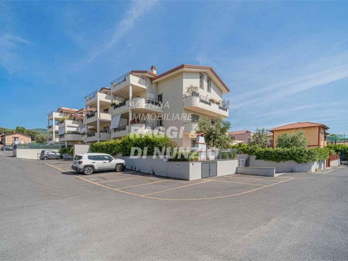 Casa trilocale in vendita in Guglielmo Quattrucci, Squarciarelli Casalaccio Pratone, Grottaferrata