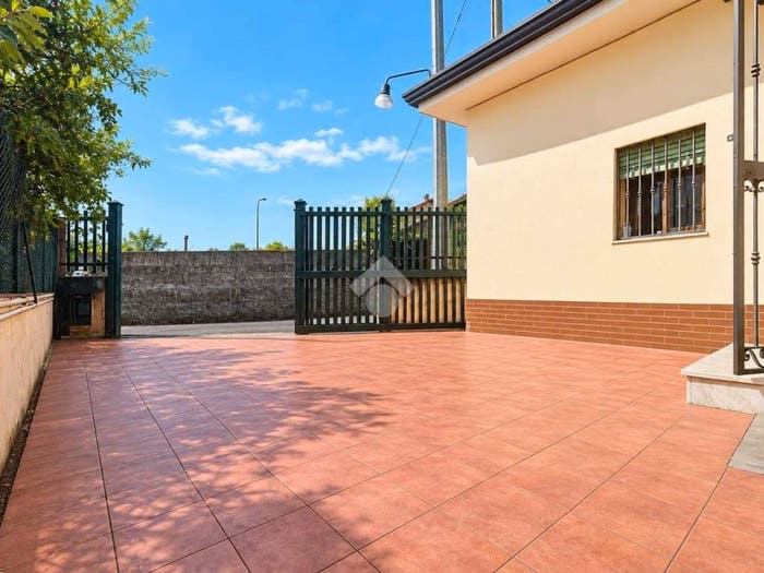 Casa quadrilocale in vendita in via saragat, Sant'Agata li Battiati