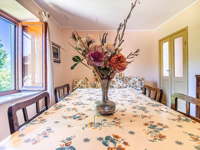 Casa trilocale in vendita in Via Pastina, Bagnone