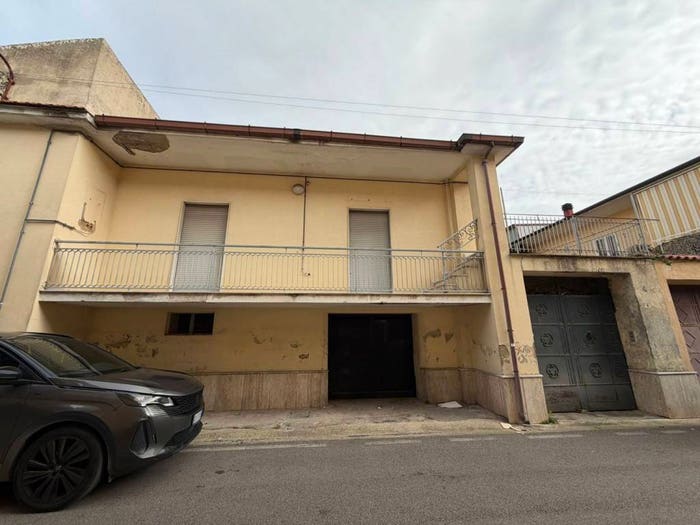 Appartamento con 5 locali in vendita in VIA GALILEO GALILEI, Centro, Macerata Campania