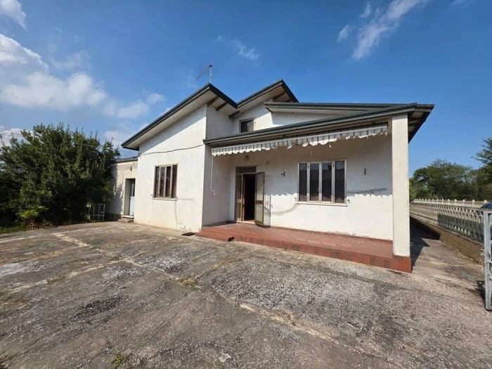 Casa con 5 locali in vendita in Via Vecchia Romea No Number, Sant'Anna Cavanella d'Adige, Chioggia
