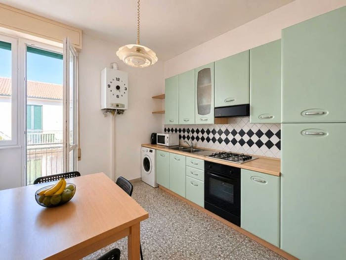 Appartamento quadrilocale in vendita in Via Patrizio Antolini, Ippodromo, Ferrara