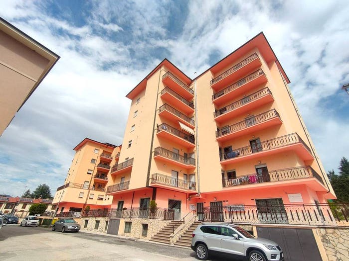 Appartamento quadrilocale in vendita in Santa Barbara San Sisto, L'Aquila