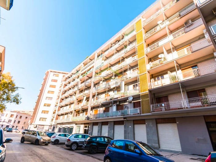 Appartamento con 5 locali in vendita in Via Eugenio Masi, Quartieri Settecenteschi, Foggia