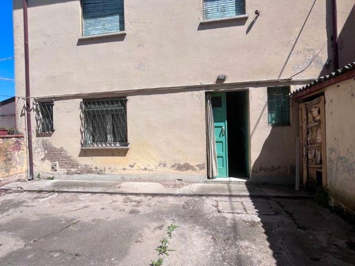 Casa quadrilocale in vendita in Via Arsenale, Centro, Finale Emilia