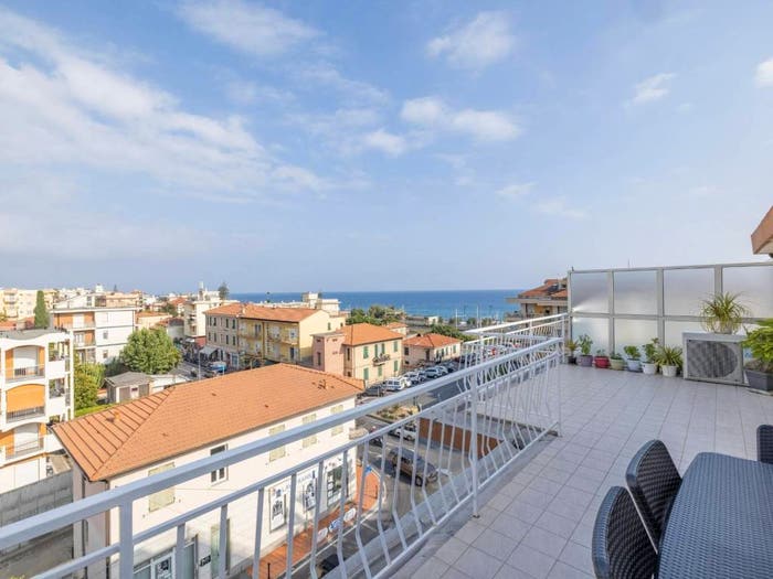 Appartamento trilocale in vendita in Via Louis Pasteur, Piani di Borghetto Ospedale, Bordighera