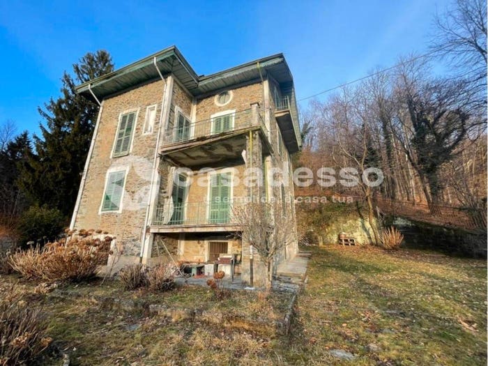 Casa con 6 locali in vendita in Via Gisola, Gisola, Pessinetto