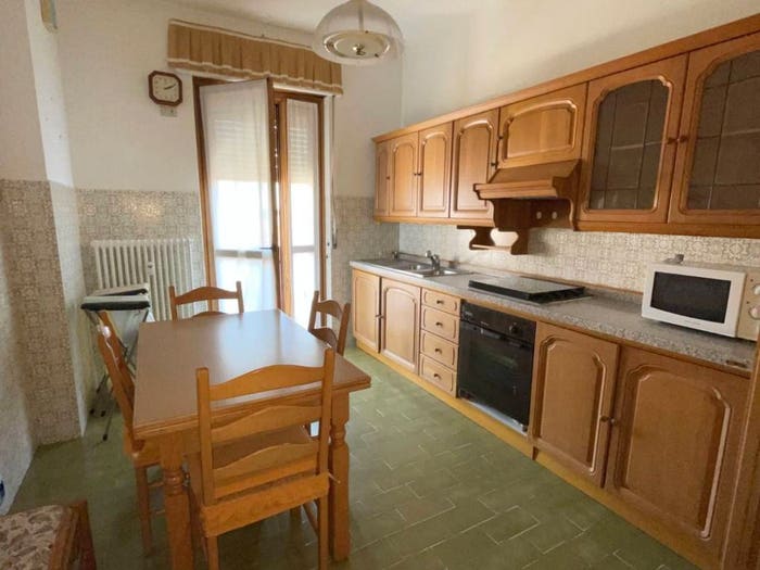 Appartamento con 6 locali in vendita in Via Novara, Centro, Romagnano Sesia
