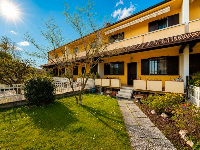 Casa quadrilocale in vendita in Villaggio Badia Traversa, Villaggio Badia, Brescia