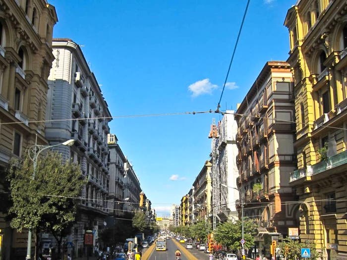 Appartamento con 6 locali in vendita in Corso Umberto I, Centro Storico, Napoli