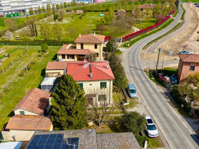 Appartamento quadrilocale in vendita in Via Santa Maria in Duno, Castagnolo Minore, Bentivoglio