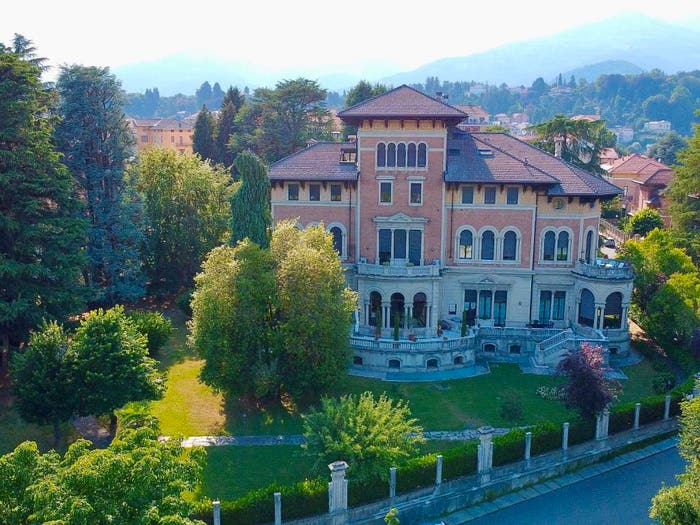 Appartamento con 6 locali in vendita in Via Galileo Galilei, Centro Storico, Biella