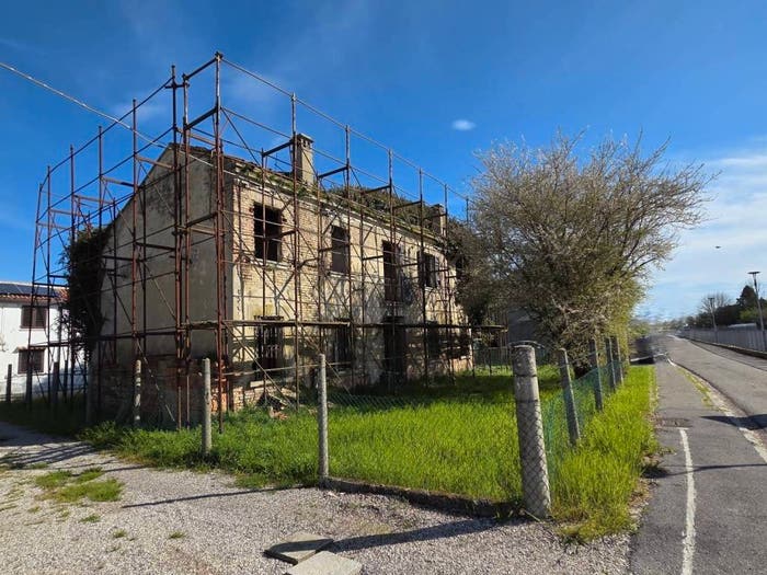 Casa con 6 locali in vendita in Via Settembre, Centro, Ostellato