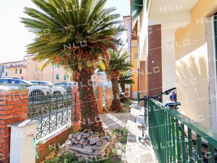 Casa con 6 locali in vendita in Via San Michele, Centro, Casarza Ligure