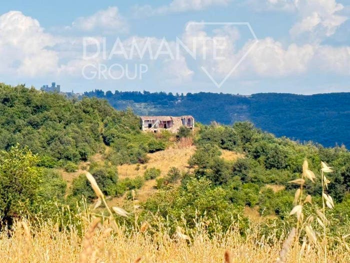 Casa con 6 locali in vendita in Centro, Acquapendente